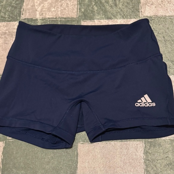 Adidas Navy Blue Shorts Size Small - Picture 1 of 5